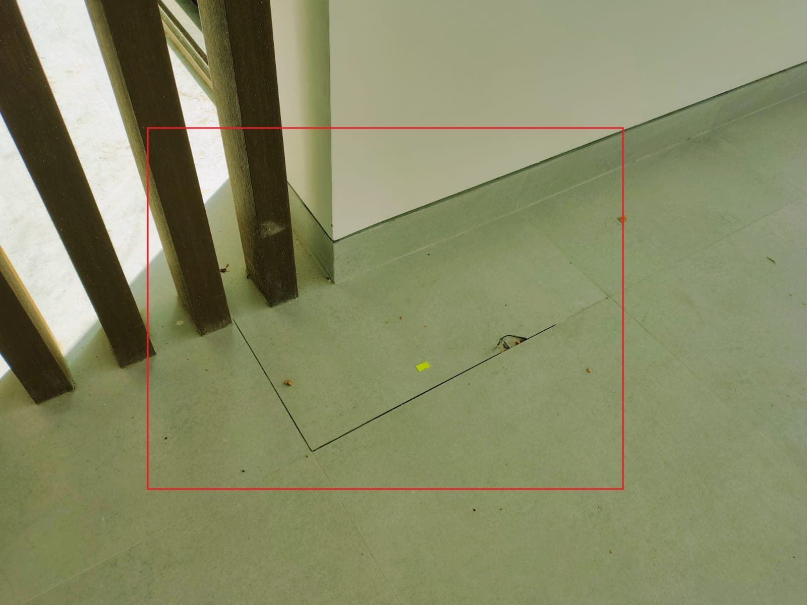 Kitchen floor defect photo evidence